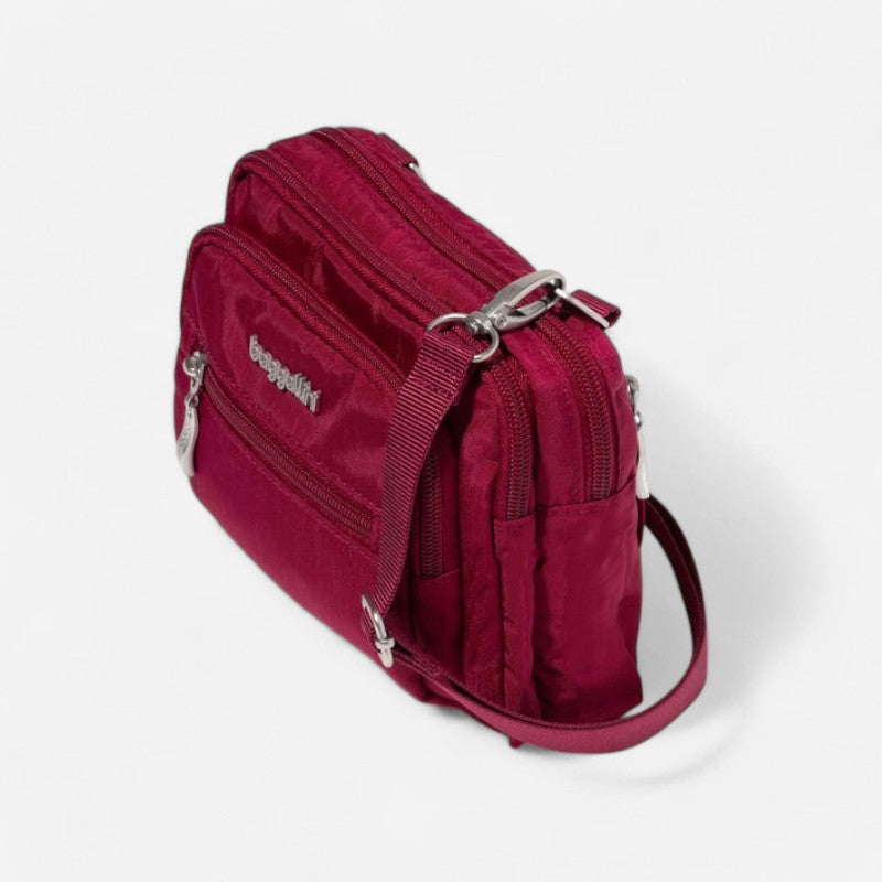 Baggallini Triple Zip Bagg