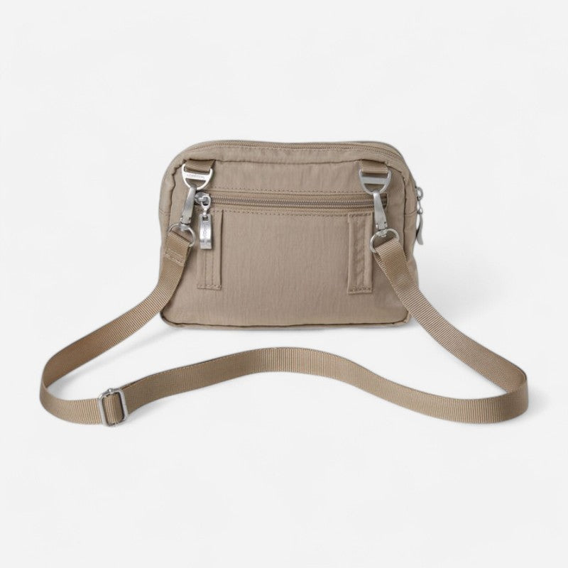 Baggallini Triple Zip Bagg