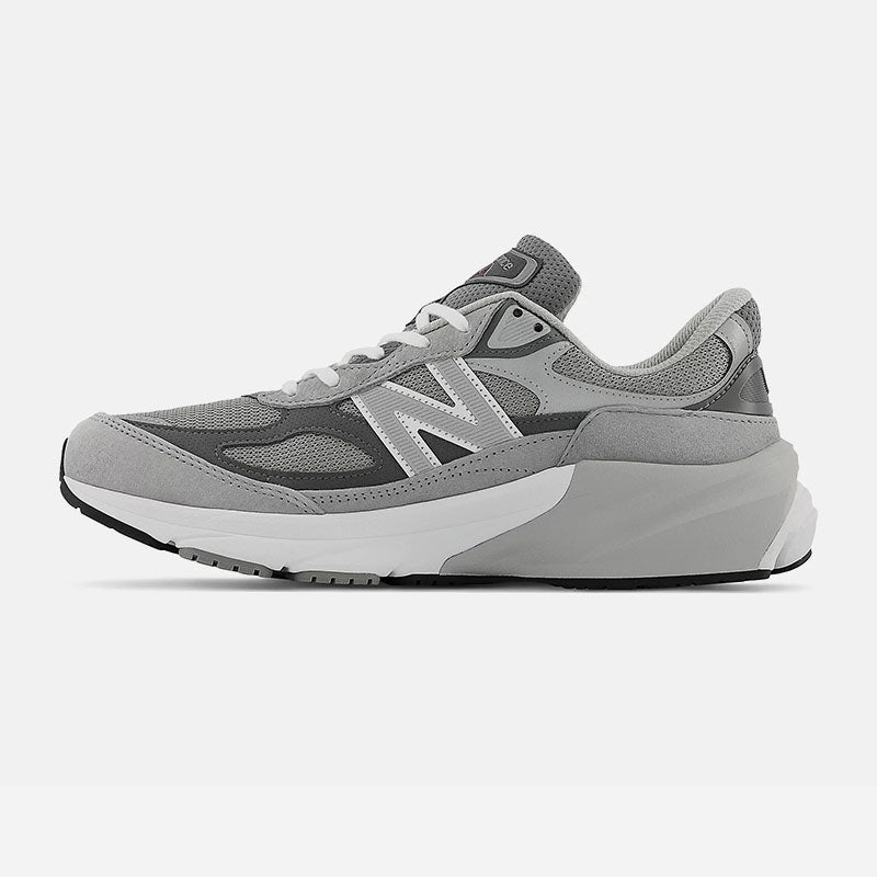 New Balance 990v6