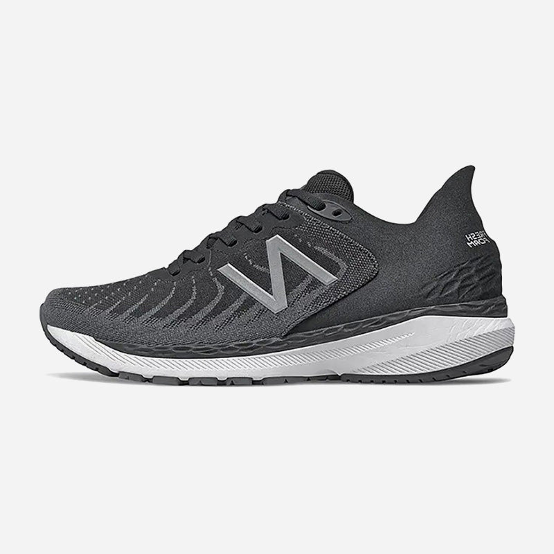 New Balance Men's 860v11